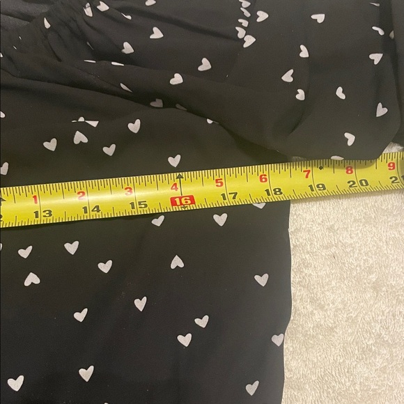 CeCe Ruffle Sleeves Off-Shoulder Blouse - Picture 6 of 7